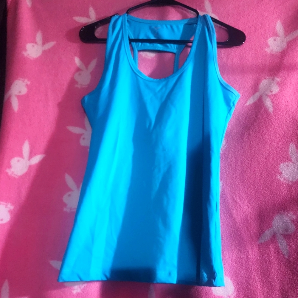 Womens athletic top